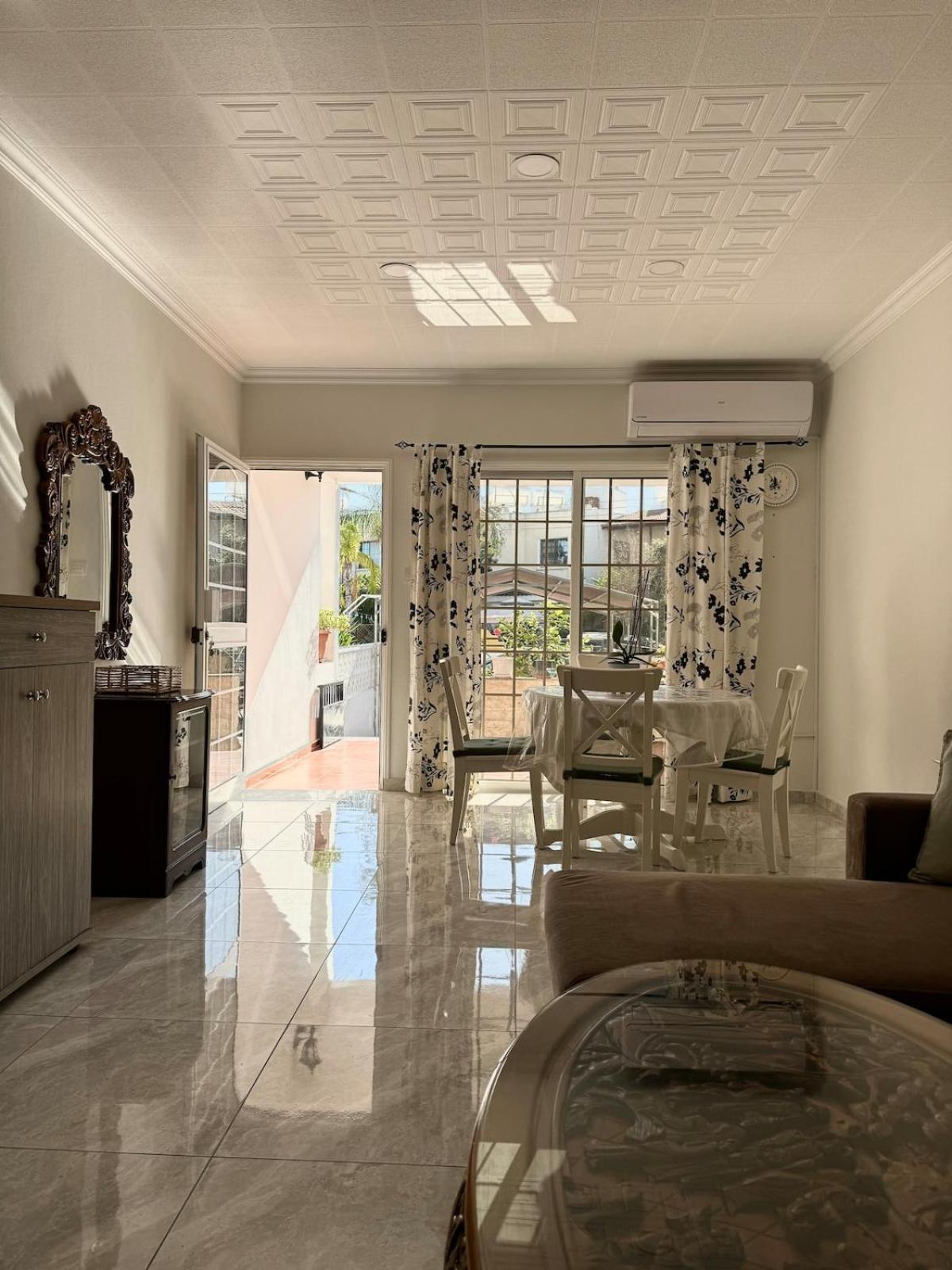 Seaside Serenity Villa Larnaka Exterior foto